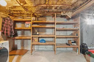 12 Stromquist Ave, Lowell, MA 01852 - Photo 41