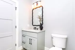 308 Newton St, Waltham, MA 02453 - Photo 33