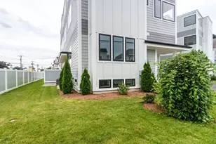 308 Newton St, Waltham, MA 02453 - Photo 5
