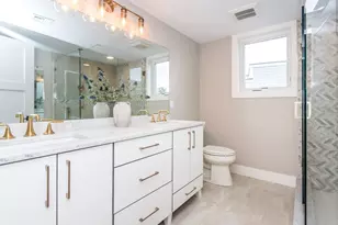 308 Newton St, Waltham, MA 02453 - Photo 21