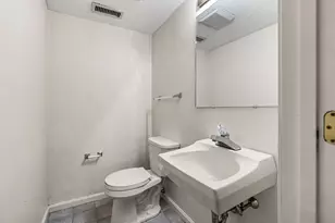 213 Brickett Hill Cir, Haverhill, MA 01830 - Photo 23