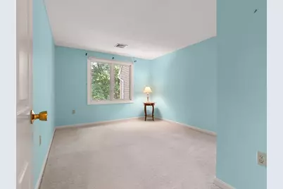 213 Brickett Hill Circle #213, Haverhill, MA 01830 - Photo 11