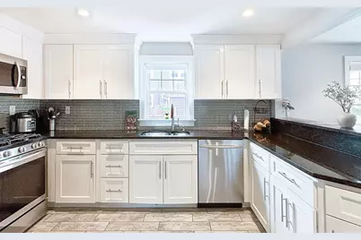44 Harmon St, Lynn, MA 01905 - Photo 7