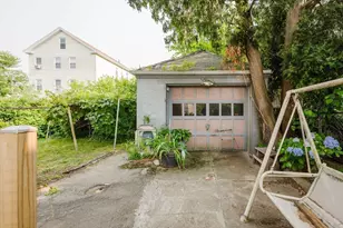 194 Coffin Ave, New Bedford, MA 02746 - Photo 5