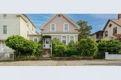 194 Coffin Ave, New Bedford, MA 02746 - Photo 1