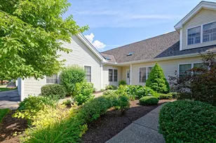 79 Orchard Meadows Dr, Shrewsbury, MA 01545 - Photo 1