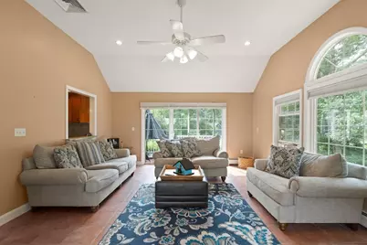 210 Abbott, North Andover, MA 01845 - Photo 9