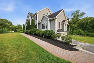 1055 Salem St, North Andover, MA 01845 - Photo 3