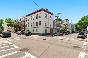807 E 3rd St, Boston, MA 02127 - Photo 13