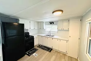 1790 Massachusetts Ave, Lunenburg, MA 01462 - Photo 3
