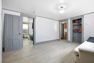 141 Mechanic St, Fitchburg, MA 01420 - Photo 9