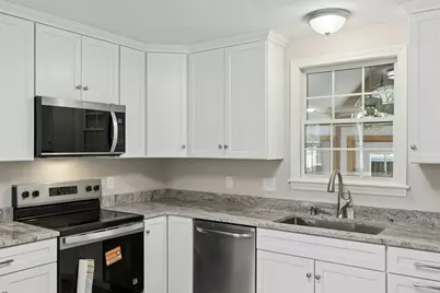 17 Bonner Avenue, Fitchburg, MA 01420 - Photo 11