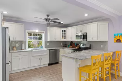 993 Pine St, Seekonk, MA 02771 - Photo 5