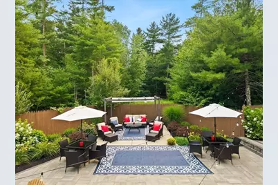 8 Paddock Cir, Middleborough, MA 02346 - Photo 15
