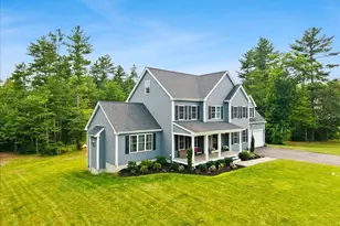 8 Paddock Cir, Middleborough, MA 02346 - Photo 5