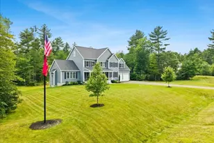 8 Paddock Cir, Middleborough, MA 02346 - Photo 3