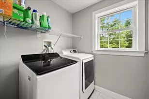 8 Paddock Cir, Middleborough, MA 02346 - Photo 31