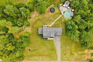 8 Paddock Cir, Middleborough, MA 02346 - Photo 7