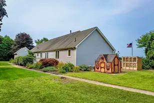 48 N Longyard Rd, Southwick, MA 01077 - Photo 31