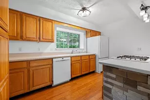 54 Voyagers Ln, Ashland, MA 01721 - Photo 19