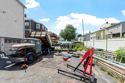 26 Shirley St, Everett, MA 02149 - Photo 25