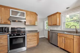 68 Oak Hill Rd, Westford, MA 01886 - Photo 13