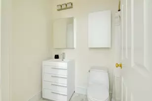 411 Norfolk St, Somerville, MA 02143 - Photo 15