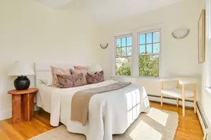 411 Norfolk St, Somerville, MA 02143 - Photo 9