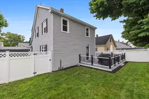 7 Harvard St, Melrose, MA 02176 - Photo 21