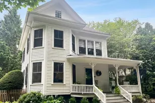 33 Gaylord St, Amherst, MA 01002 - Photo 1