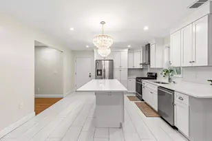 423 Bedford St, Lexington, MA 02420 - Photo 11