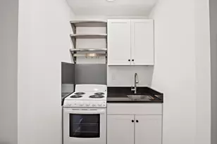 135 Clifton St, Malden, MA 02148 - Photo 9