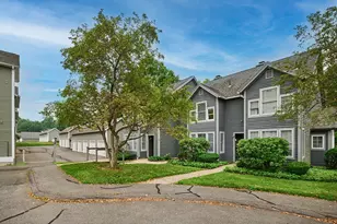 51 Amity Pl, Amherst, MA 01002 - Photo 1