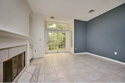 51 Amity Pl #51, Amherst, MA 01002 - Photo 11