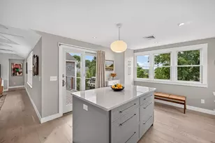 17 Carnes Ln, Provincetown, MA 02657 - Photo 7