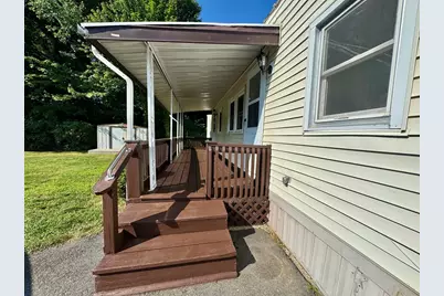 299 Miller St #E8, Ludlow, MA 01056 - Photo 5