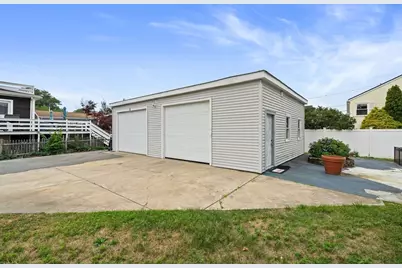 101 Kenberma St, Hull, MA 02045 - Photo 5