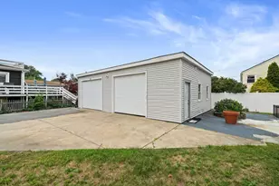 101 Kenberma St, Hull, MA 02045 - Photo 5