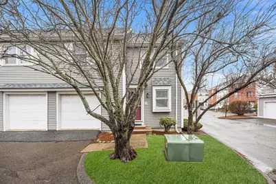 28 Margin St #A, Lynn, MA 01905 - Photo 3