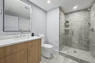 34 Oak St, Boston, MA 02136 - Photo 9