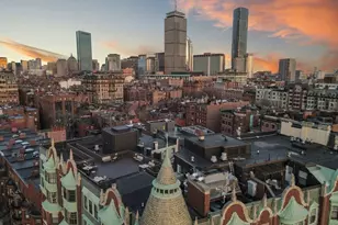 4 Charlesgate E, Boston, MA 02215 - Photo 31