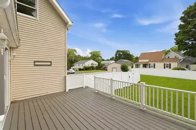 16 Elm St, Reading, MA 01867 - Photo 35