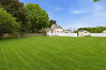 16 Elm St, Reading, MA 01867 - Photo 39