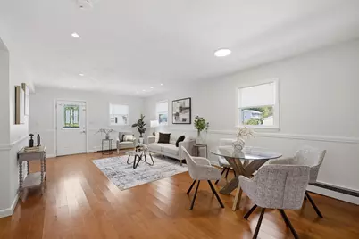 16 Elm St, Reading, MA 01867 - Photo 13