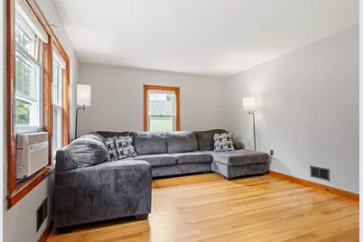 35 Natick St, Lunenburg, MA 01462 - Photo 9