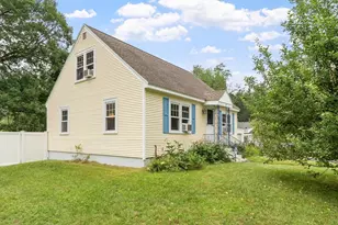 35 Natick St, Lunenburg, MA 01462 - Photo 3