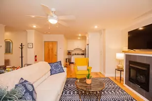 1008-4 Tremont St, Boston, MA 02120 - Photo 3