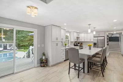 238 Mitchell G Dr, Tewksbury, MA 01876 - Photo 9