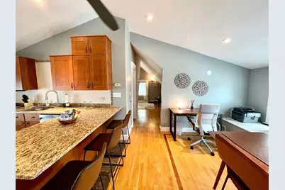 247-2 Savin Hill Ave #Furnished, Boston, MA 02125 - Photo 5