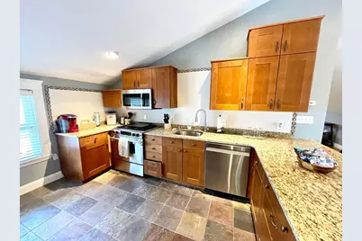 247-2 Savin Hill Ave #Furnished, Boston, MA 02125 - Photo 1